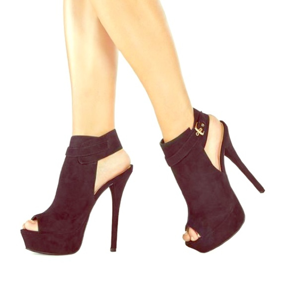 Donating 2/28 - Platform Peep Toe Heels